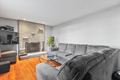 03-Living Room