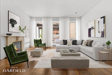 121 E 61st St unit UPPR TRPLX, New York, NY 10065 - photo 3