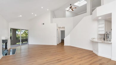 73 Lehigh Aisle unit 71, Irvine, CA 92612 - photo 5