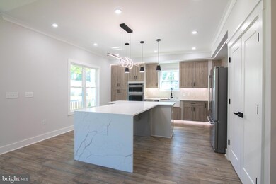 135 Locust Ave, Colonial Beach, VA 22443 - photo 7