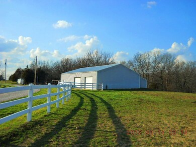 HORSE BARN
