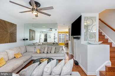 9136 Carriage House Ln, Columbia, MD 21045 - photo 6