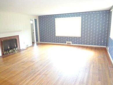 114 Chapin Rd, Hampden, MA 01036 - photo 4