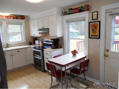 Bright Kitchen
