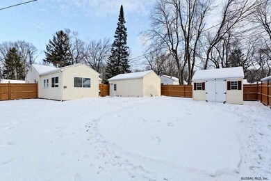 34 Vics Ct, Albany, NY 12205 - photo 4