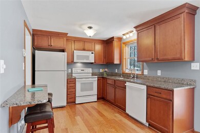 8 Birnum Woods Rd, Stratham, NH 03885 - photo 5