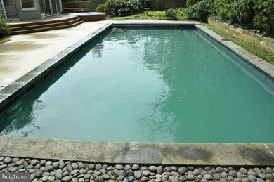 9220 Jones Mill Rd, Chevy Chase, MD 20815 - photo 7