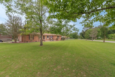 002_2242_shawnee_dr_002_24
