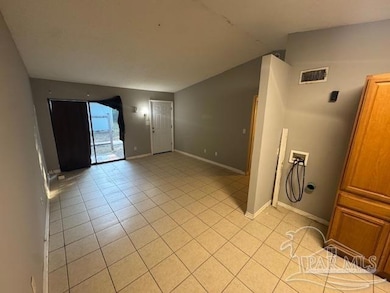 6823 Tiki Ln unit 4, Pensacola, FL 32503 - photo 3
