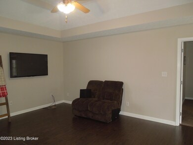 385 Misty Brooke Dr, Mount Washington, KY 40047 - photo 7