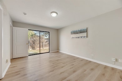 6015 Mcafee Dr, the Colony, TX 75056 - photo 5