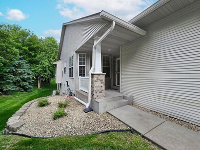 791 Woodduck Dr, Woodbury, MN 55125 - photo 4