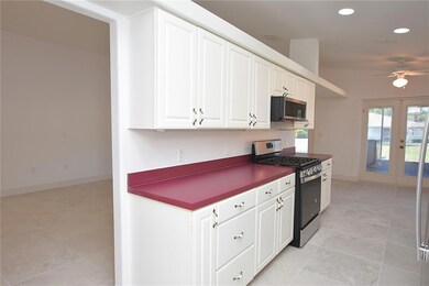 2235 Silver Re Dr, Lakeland, FL 33810 - photo 6