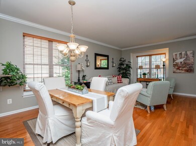 42784 Nations St, Chantilly, VA 20152 - photo 4