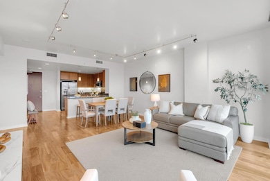 Axis unit 1805, San Jose, CA 95110 - photo 3