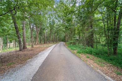 Rural setting off of Lester Wood Rd