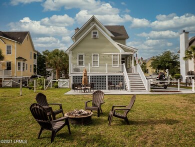 Deck, Patio and Fenced Yard