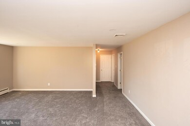 942 Bent Rd, Hatfield, PA 19440 - photo 5