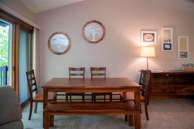 253 Old Quechee Rd unit 4B, Hartford, VT 05001 - photo 4