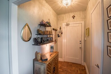 2306 Park Place Ave unit 12B, Fort Worth, TX 76110 - photo 6