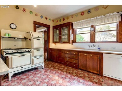 1674 5th Ave, West Linn, OR 97068 - photo 7