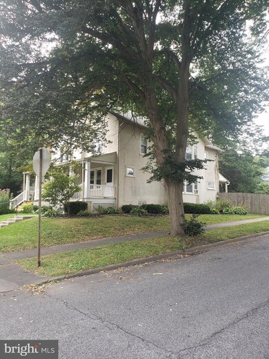 1202 Stirling St, Coatesville, PA 19320 - photo 3