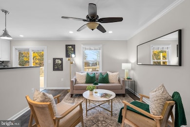 24221 Welsh Rd, Gaithersburg, MD 20882 - photo 7