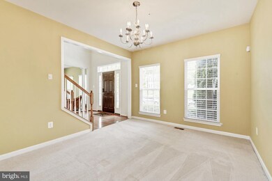 2212 Lake Forest Dr, Upper Marlboro, MD 20774 - photo 4