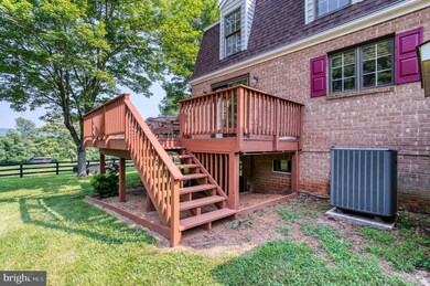 6152 Camrose Ln, Broad Run, VA 20137 - photo 4