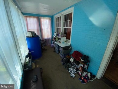 3204 Alabama Rd, Camden, NJ 08104 - photo 2