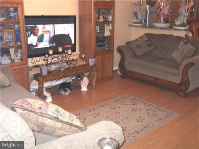 375 S 27th St, Camden, NJ 08105 - photo 3