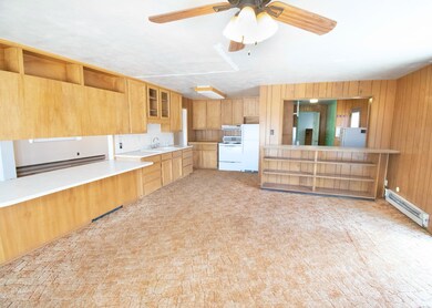 Kitchen / Living Room