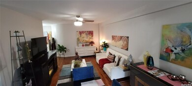 55 S Bergen Place unit 3F, Freeport, NY 11520 - photo 6