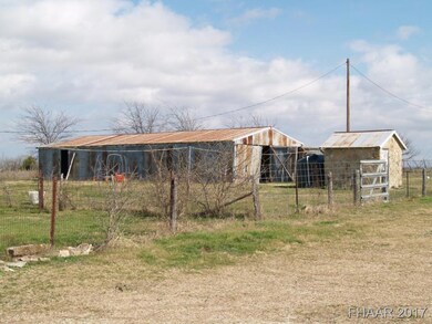 2100 Fm 580, Copperas Cove, TX 76522 - photo 2
