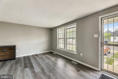 6714 Seat Pleasant Dr, Capitol Heights, MD 20743 - photo 5