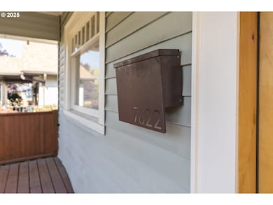 7622 N Brandon Ave, Portland, OR 97217 - photo 4