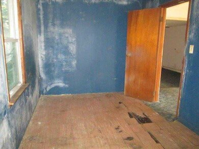 539 Pierce Ave, Columbus, OH 43213 - photo 6