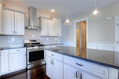 5301 Braddock Ct, Bethlehem, PA 18017 - photo 6