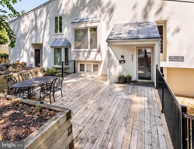 174 E Kenilworth Cir unit 174, Newtown Square, PA 19073 - photo 2