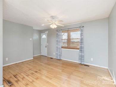 5057 Howard Gap Rd, Flat Rock, NC 28731 - photo 3