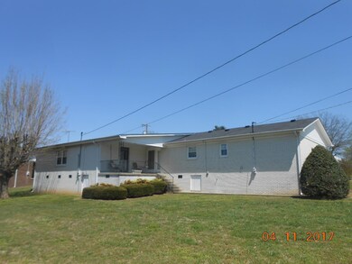 1106 Dow Dr, Shelbyville, TN 37160 - photo 2