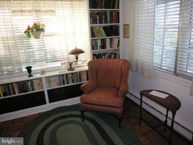 2706 Frazier Dr, Temple Hills, MD 20748 - photo 3