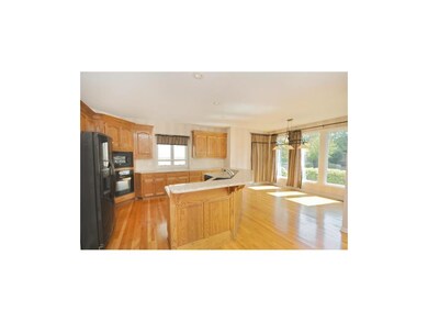 Kitchen Island / Breakfast Area