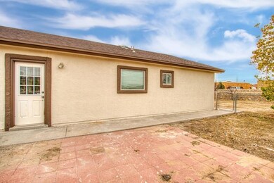 14299 Desert Cactus Dr, Horizon City, TX 79928 - photo 2