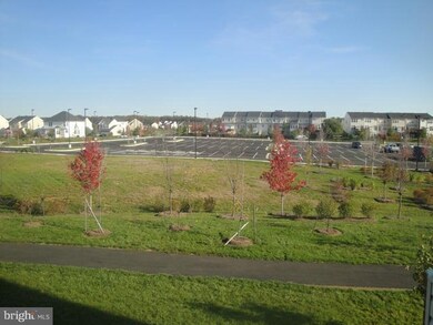 25348 Curiosity Square unit 11E, Aldie, VA 20105 - photo 4