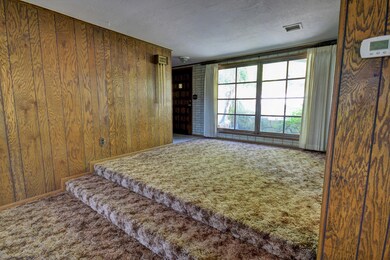 14 - Front Entry Room 1