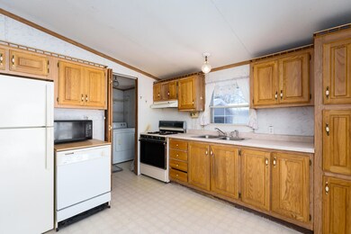 LC-Estates_Ct_24981_Mattawan_49071-8