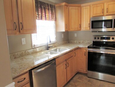 16 Taylor Ridge Ct, Johnson City, TN 37601 - photo 5