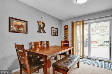 240 Bainbridge Cir, Reading, PA 19608 - photo 5