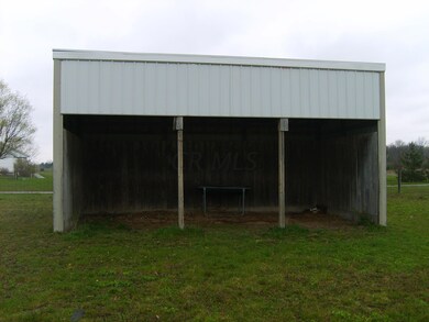 Lean-to front pasture